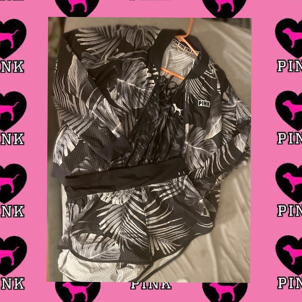 HTF RARE VS PINK 3 piece Palm set